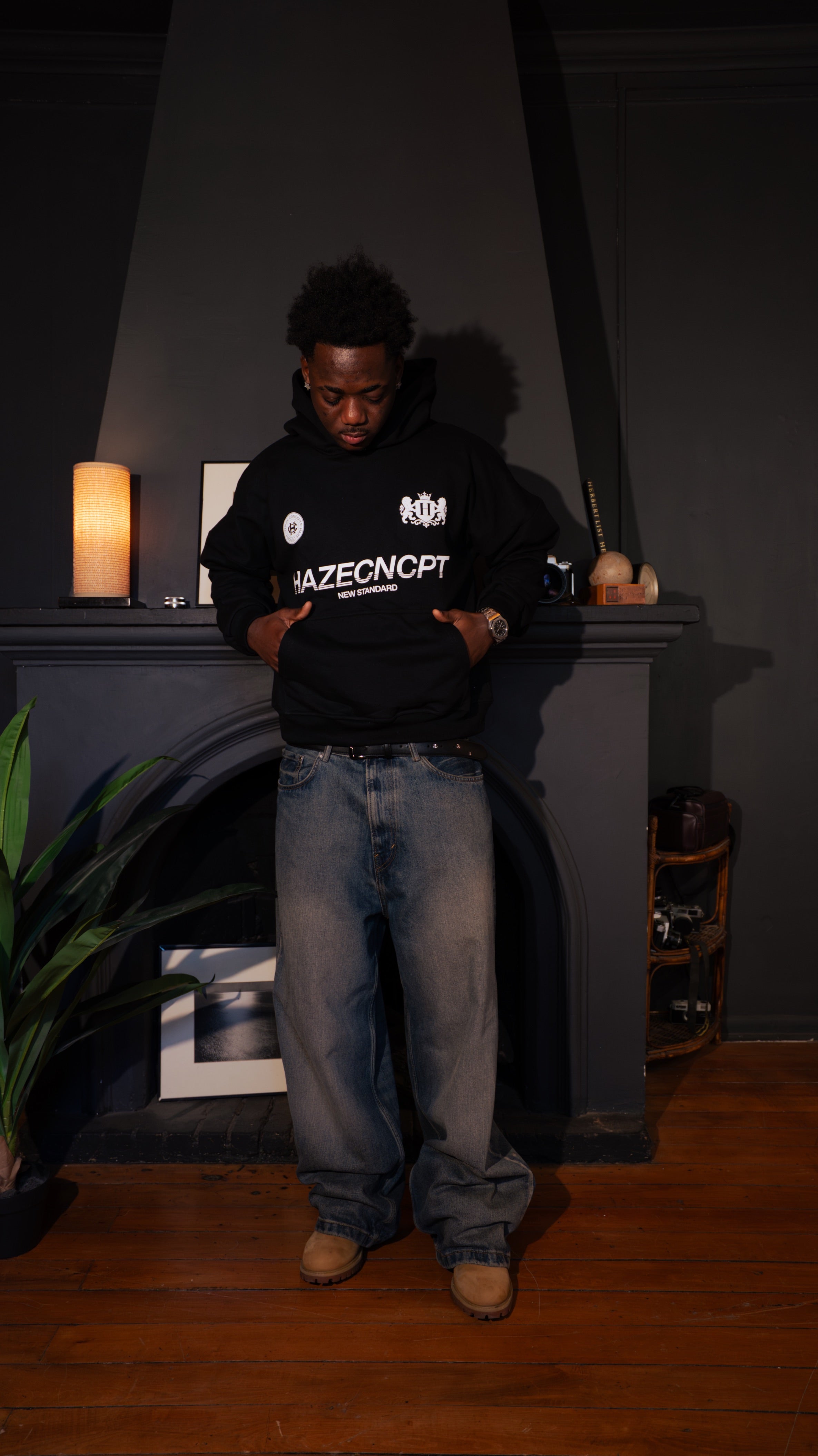 Boxy Fit Hoodie "New Standard" Black