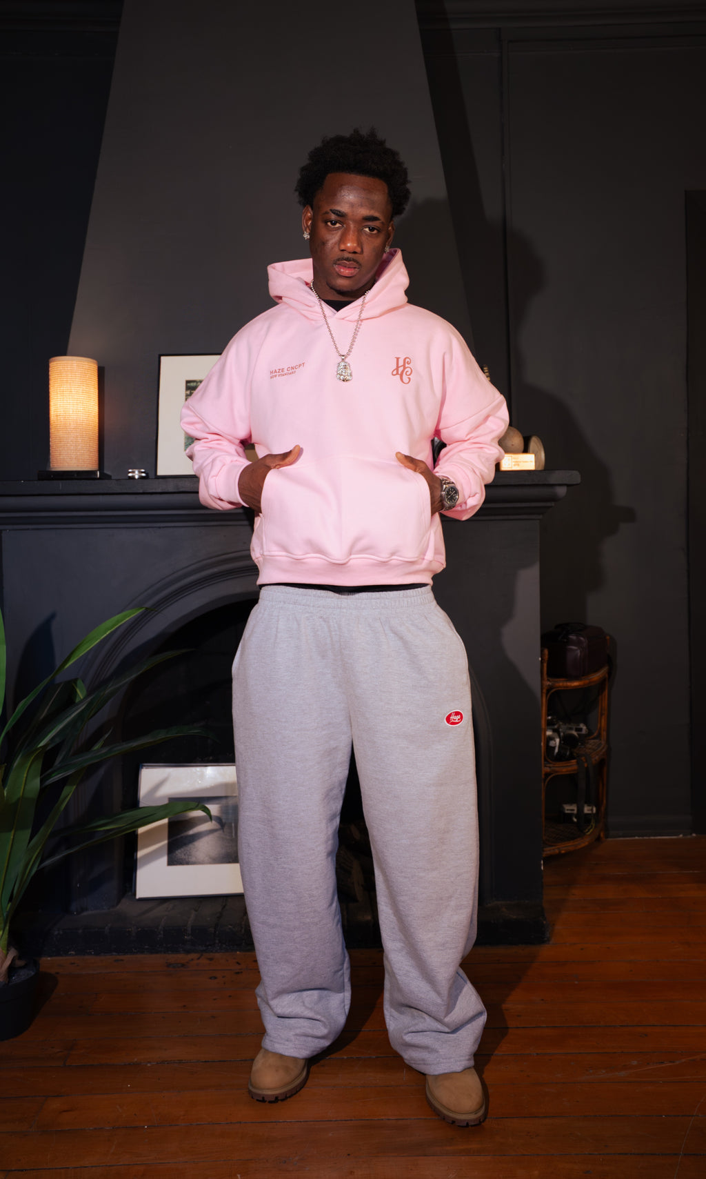 Boxy Fit Hoodie "Signature" Pink
