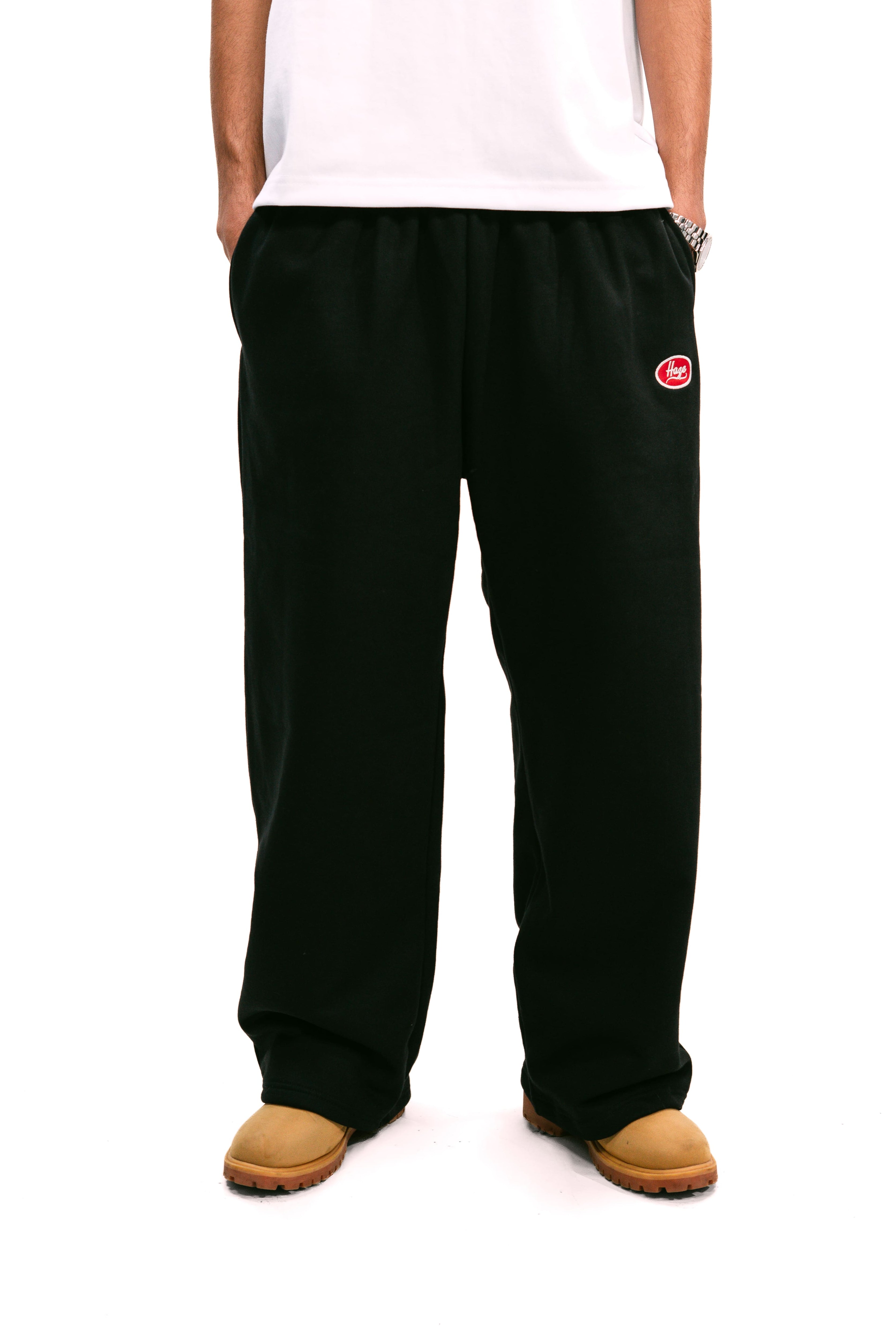 "Always On" Baggy Sweatpants Black HEAVYWEIGHT