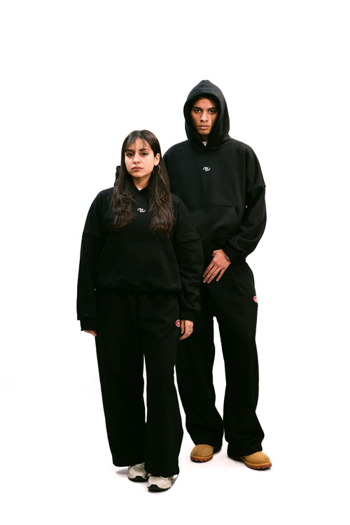 Boxy Fit Hoodie Black HEAVYWEIGHT