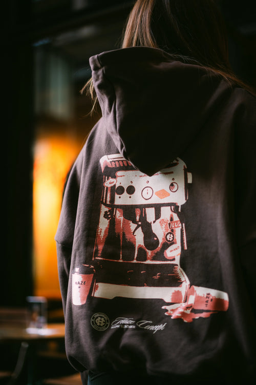 Polerón/Hoodie boxy fit Chocolate con diseño coffee run espalda
