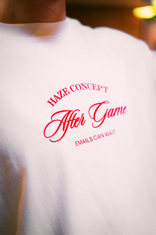 Polera boxy fit blanca con estampado After Game delantero