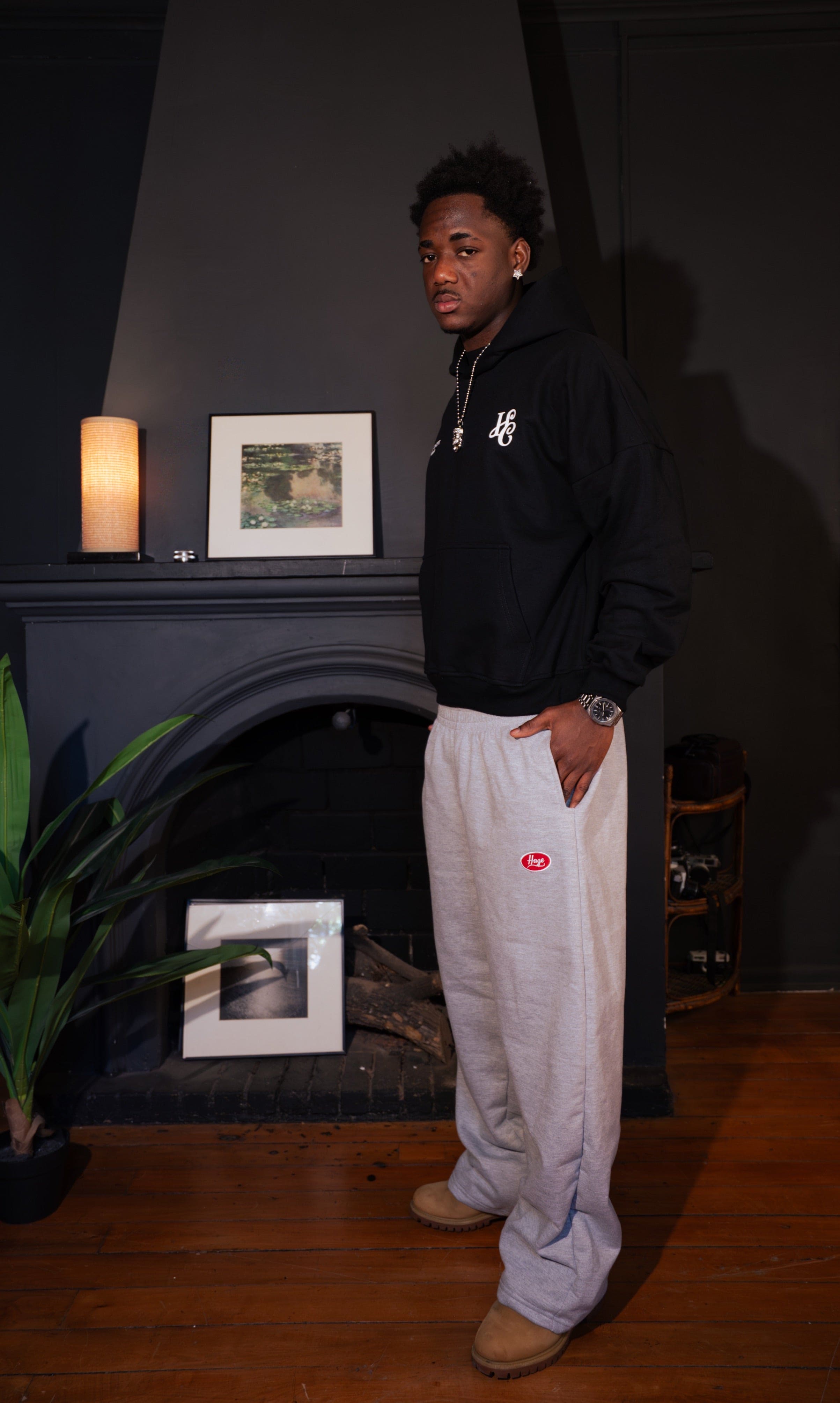 Boxy Fit Hoodie "Signature" Black