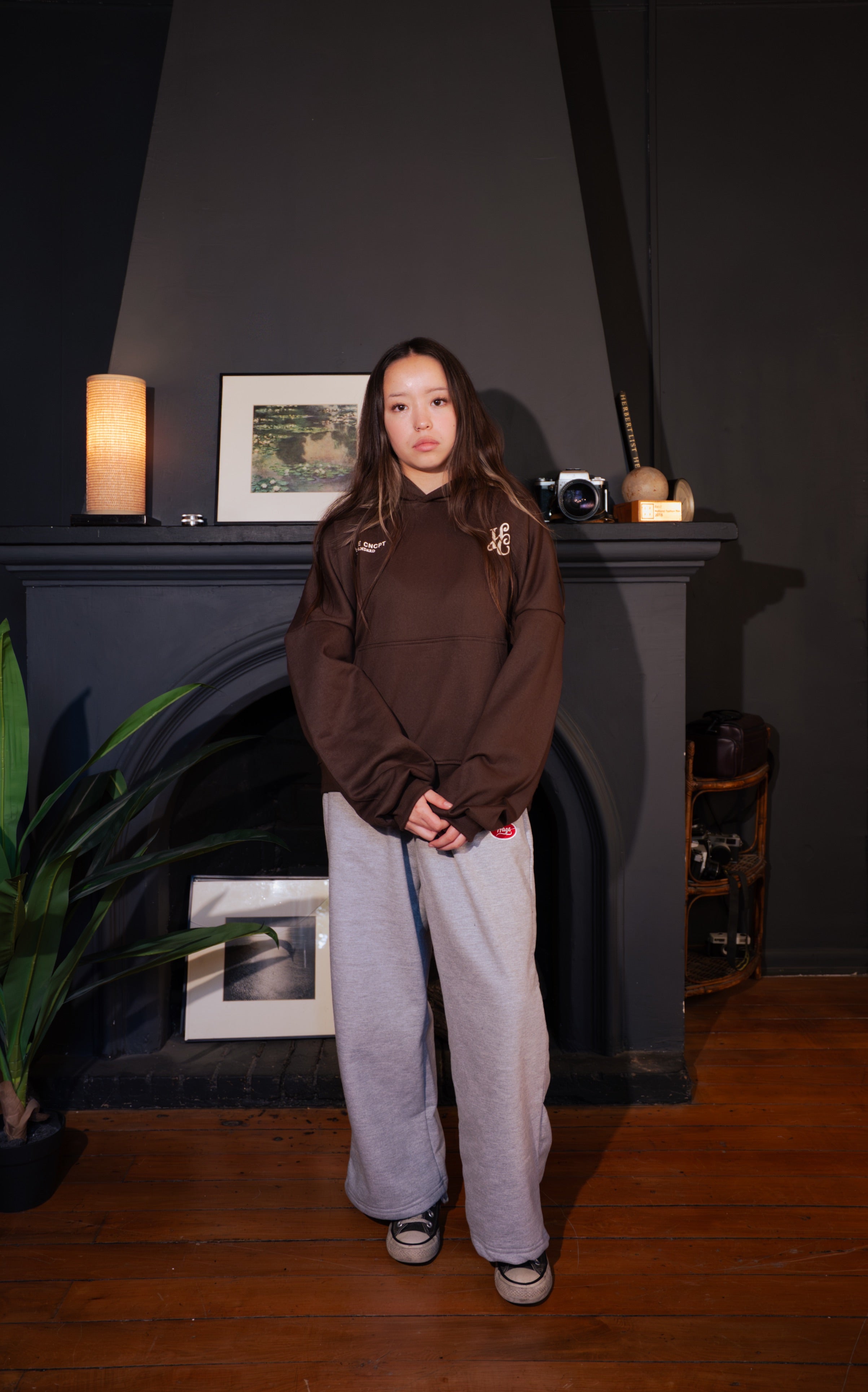 Boxy Fit Hoodie "Signature" Chocolate