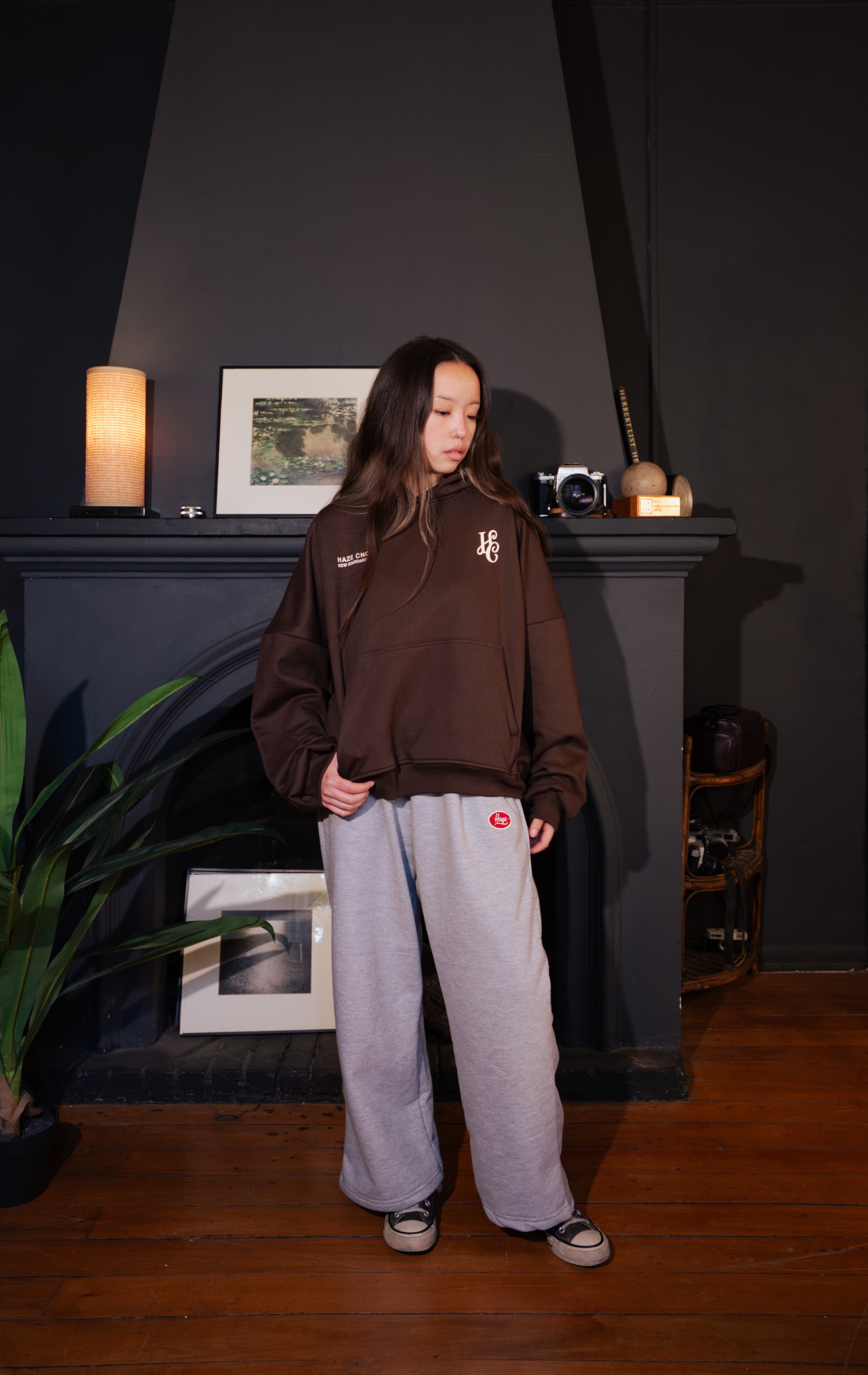 Boxy Fit Hoodie "Signature" Chocolate