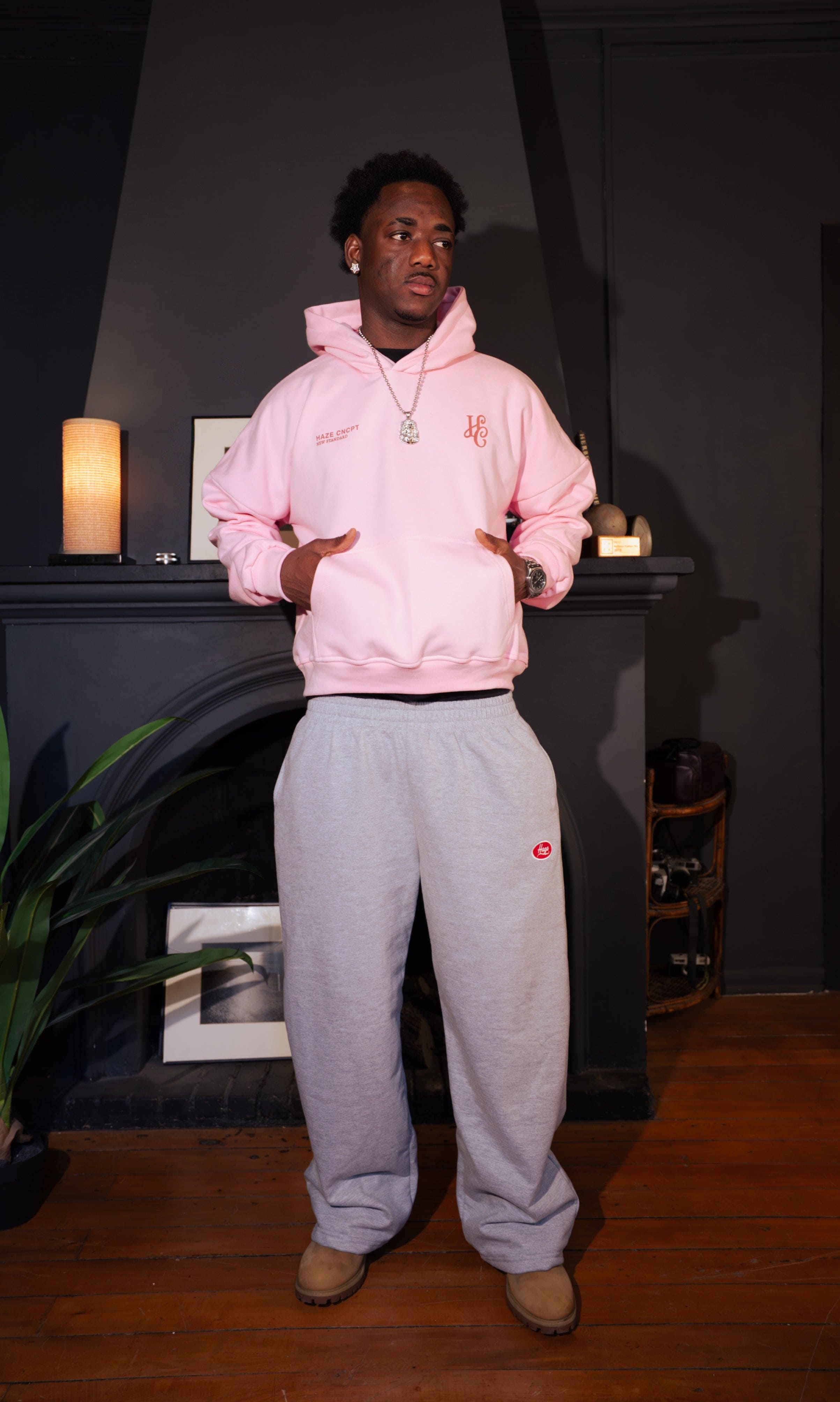 Boxy Fit Hoodie "Signature" Pink