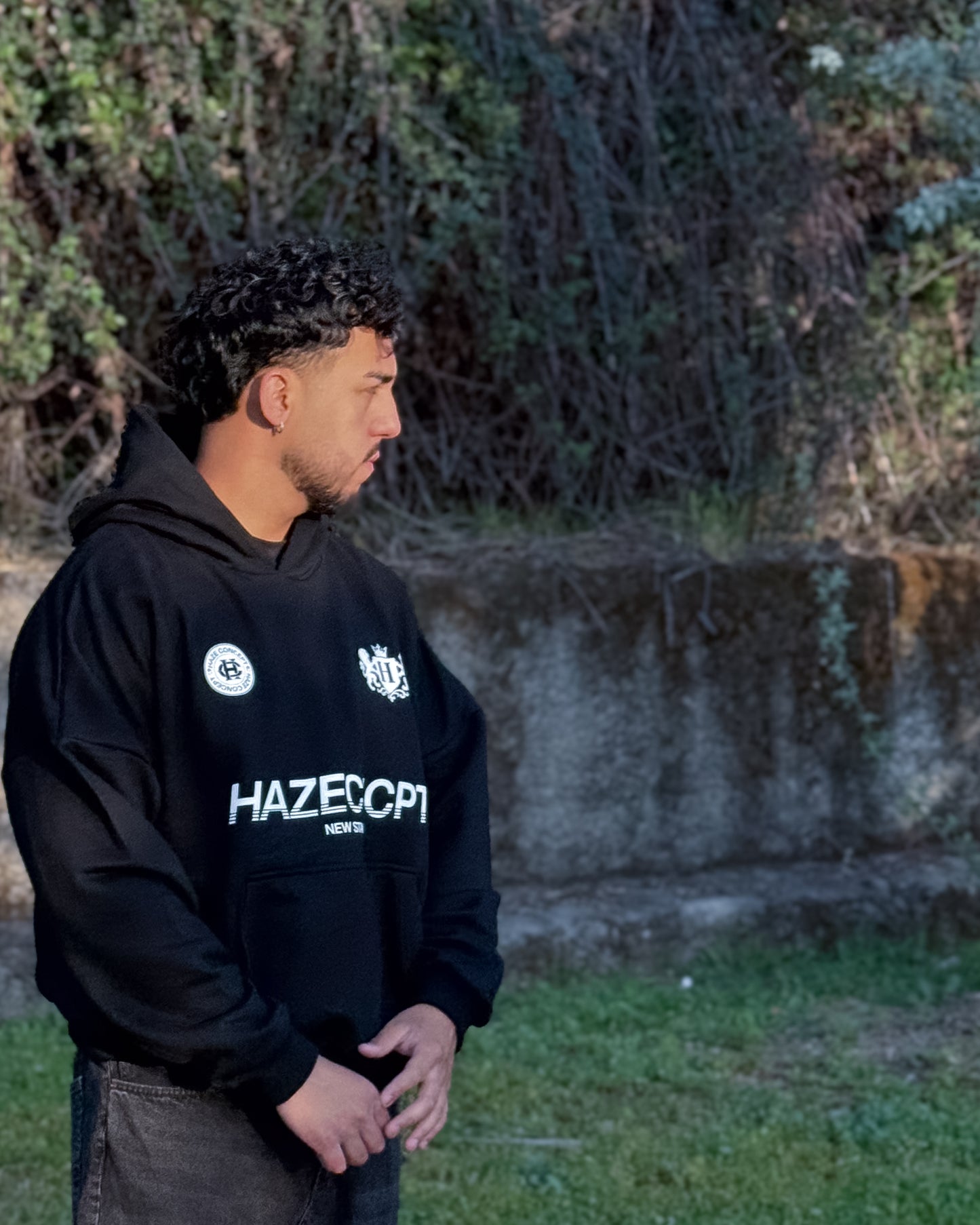 Boxy Fit Hoodie "New Standard" Black