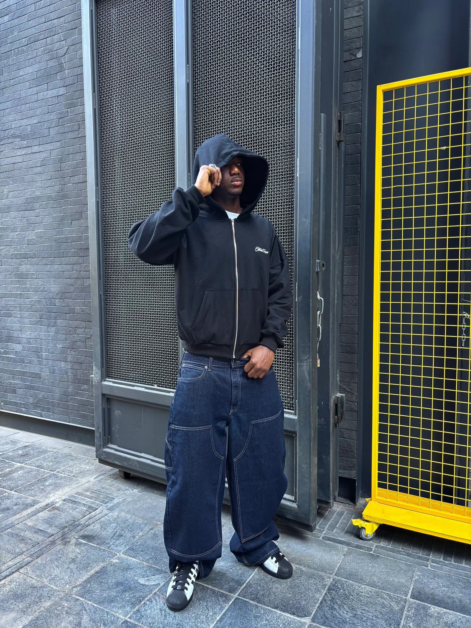 Zip Up Hoodie Black